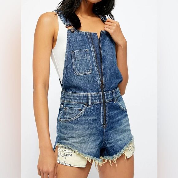 NWOT Free People Sunkissed Short Overalls size 27 adjustable straps with zipper - Picture 1 of 13
